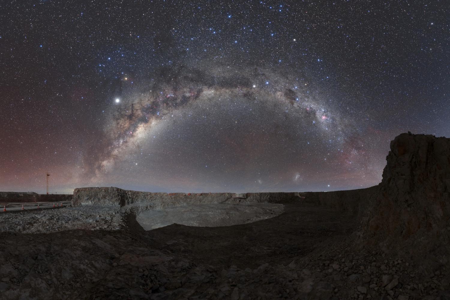 Astronomers have revealed the true shape of the Milky Way’s star hall