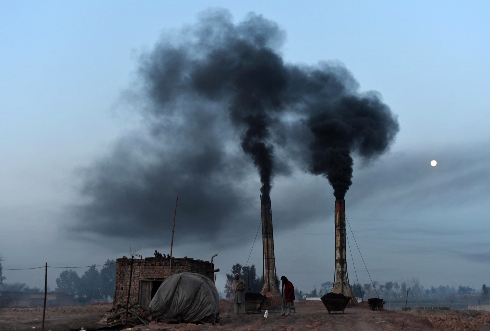 Města s nejšpinavějším vzduchem? Primát drží íránský Zabol a nigerijská